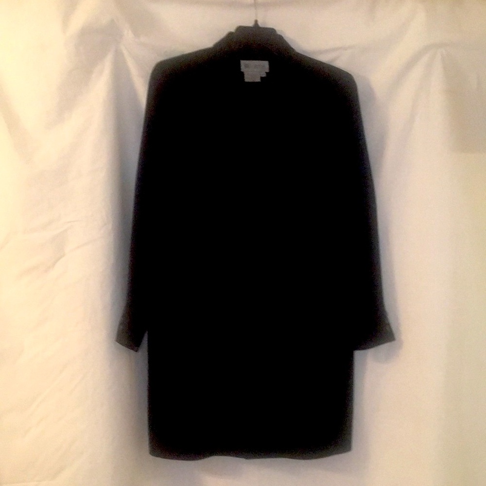 Worth black jacket.  Size 14. Classic lined jacket.